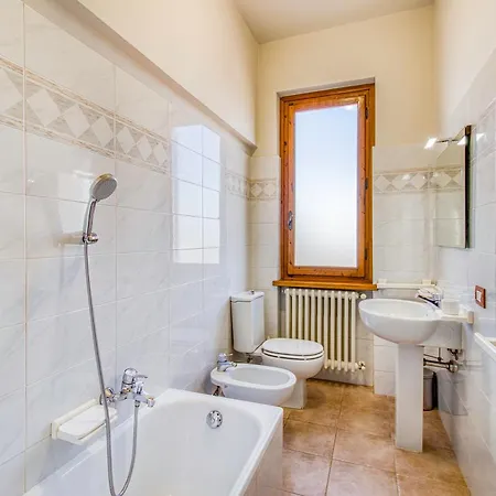 Homes Boccaccio Beautiful Terrace - Happy Rentals דירה